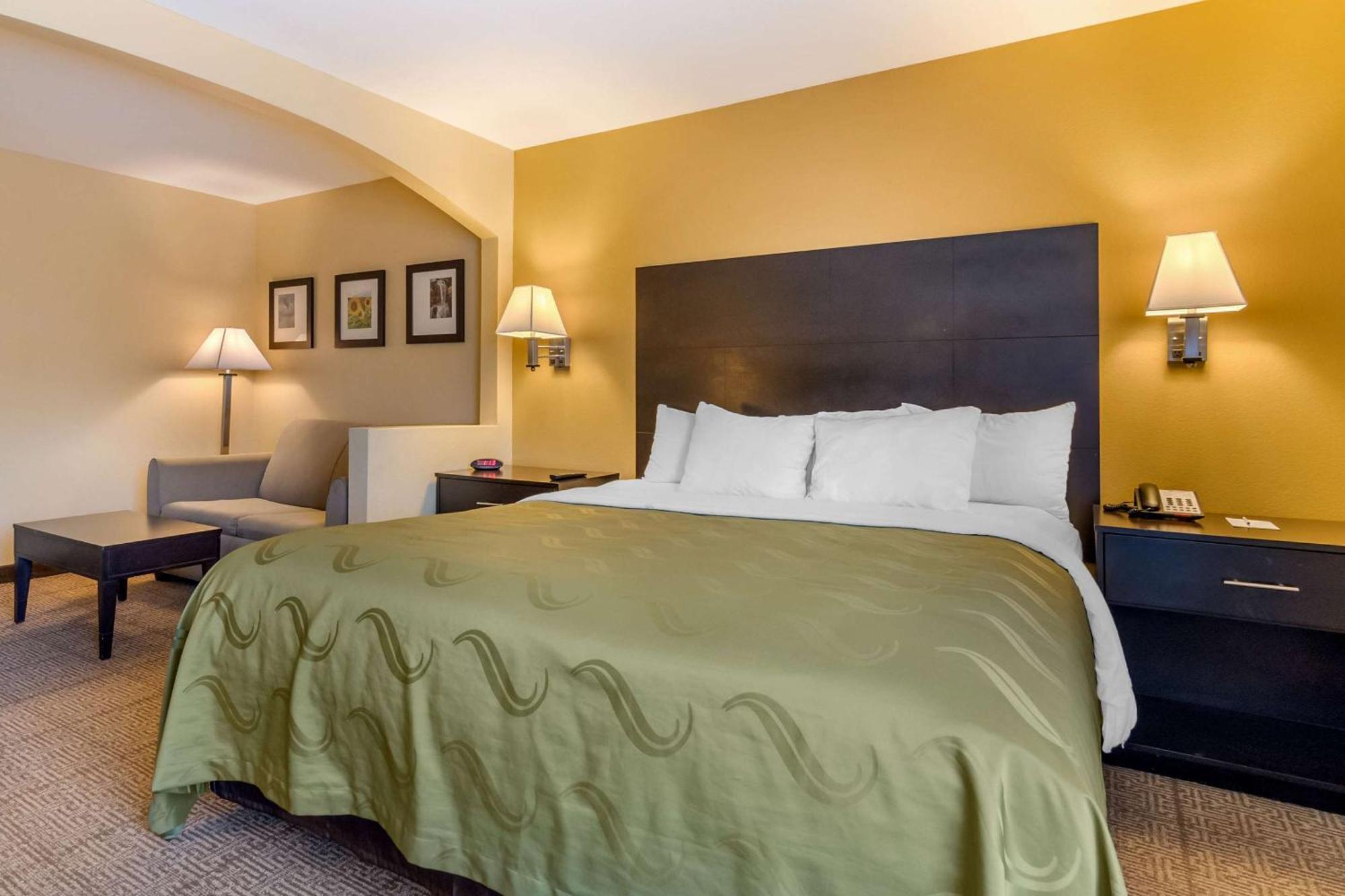 Quality Inn & Suites Lenexa Kansas City Esterno foto