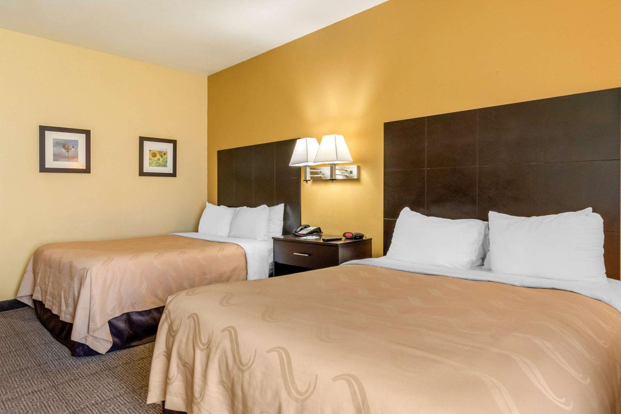 Quality Inn & Suites Lenexa Kansas City Esterno foto