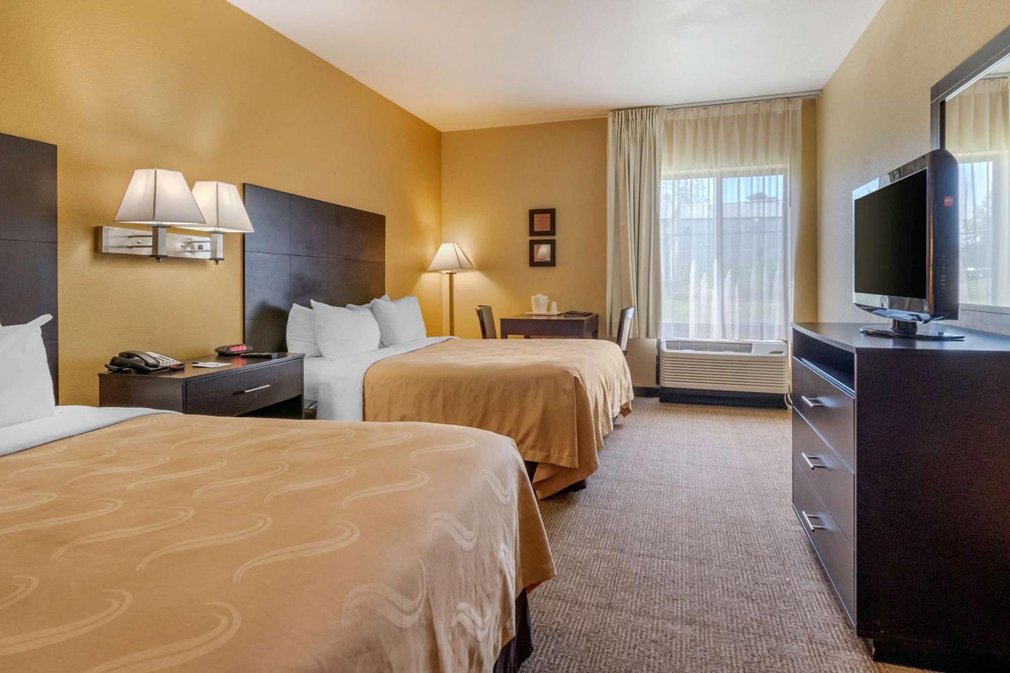 Quality Inn & Suites Lenexa Kansas City Esterno foto